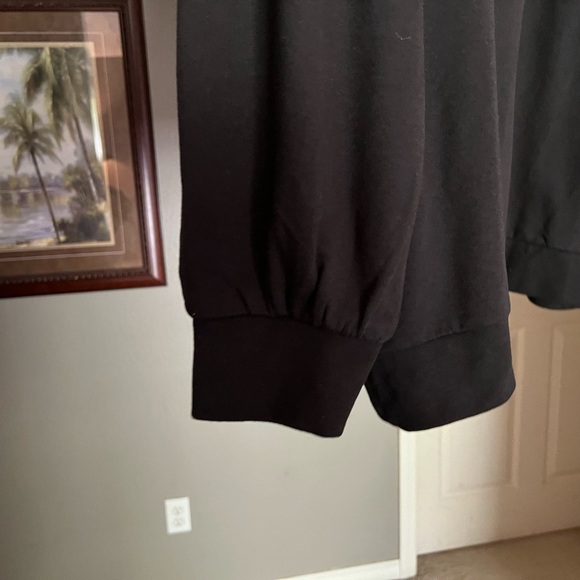 J Crew sweatshirt with jeweled shoulder. Black. 3XL - Picture 6 of 8